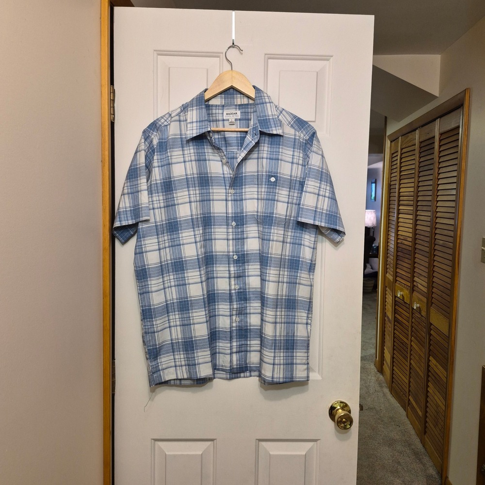 Haggar Cool 18 Tec Mens Large Blue White Plaid Short Sleeve Button Up Shirt